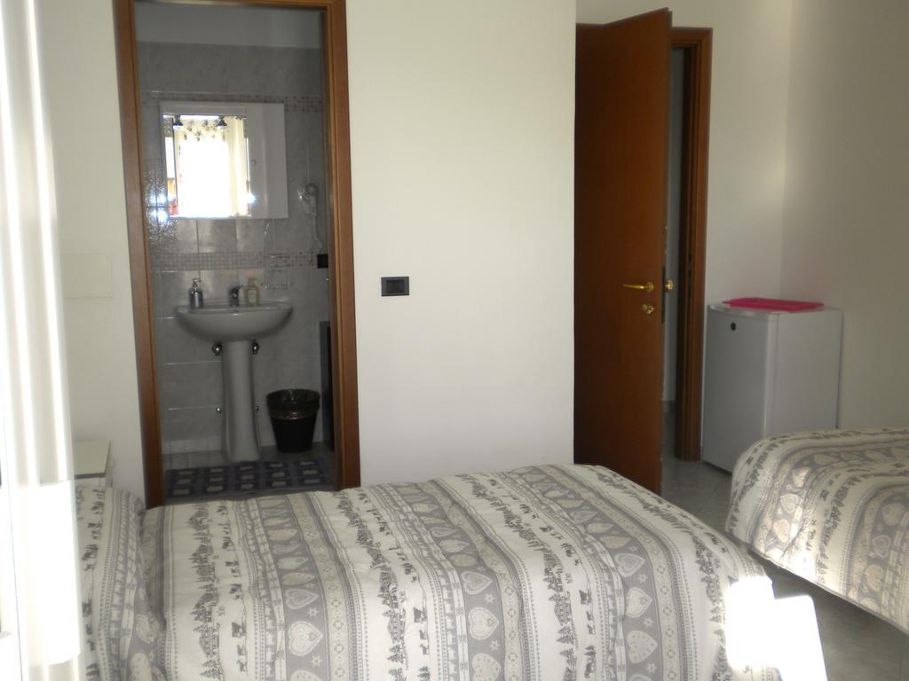 Top Suit Uno - Guest House Brugherio Exterior foto