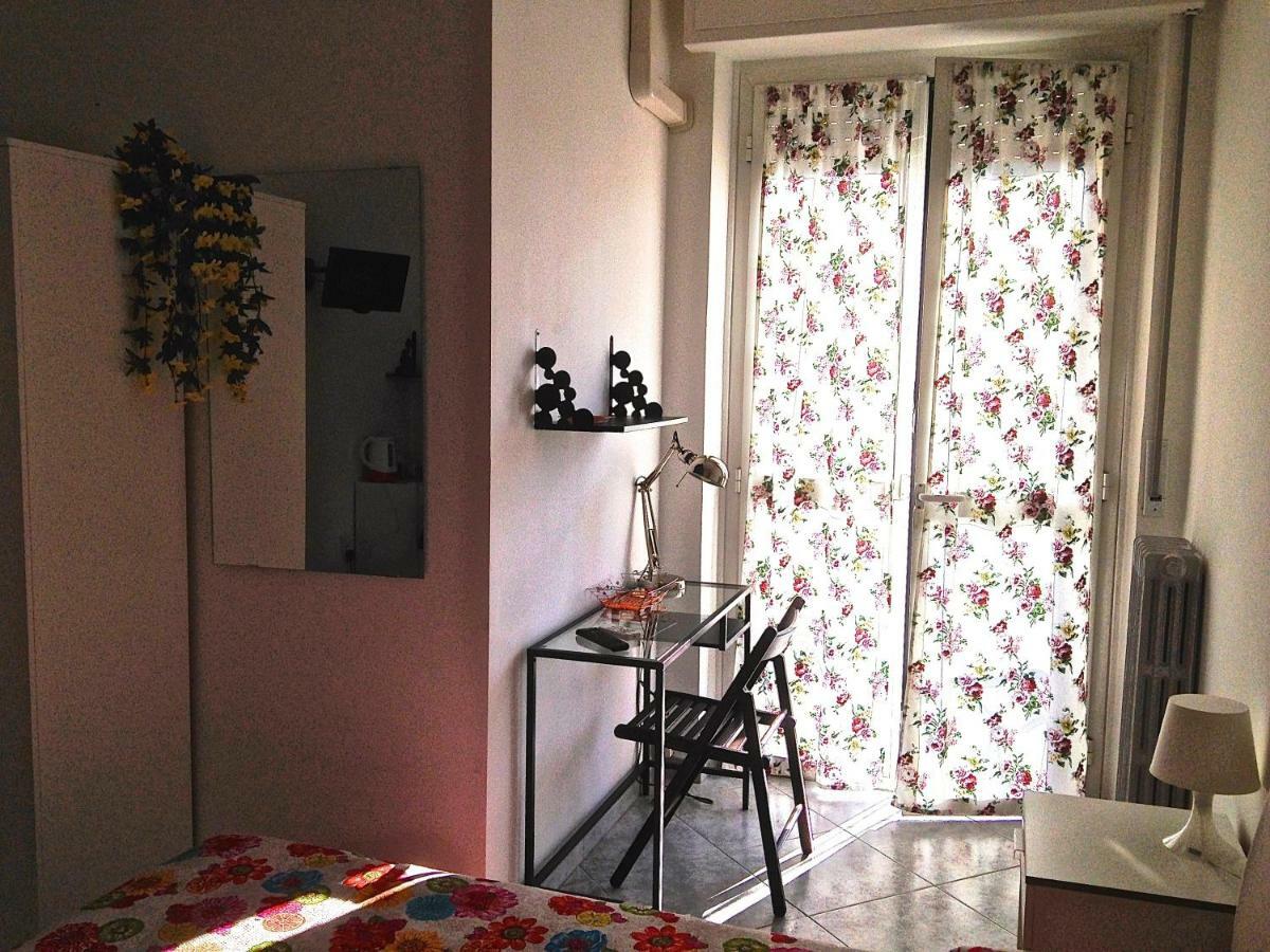 Top Suit Uno - Guest House Brugherio Zimmer foto
